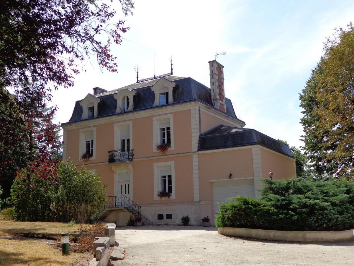 La Maison Ribotteau L'Isle-Jourdain  Exterior foto